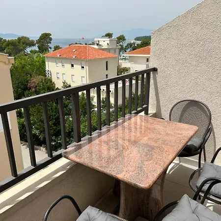 Appartement Andromeda Sea View *